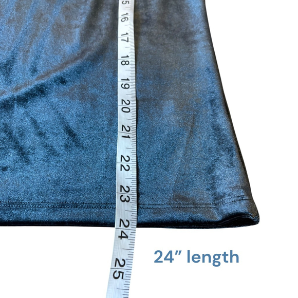 Gentle Fawn Velvet Scoop Neck Teal Blouse with Puff Sleeves, XL-1X - Picture 10 of 13